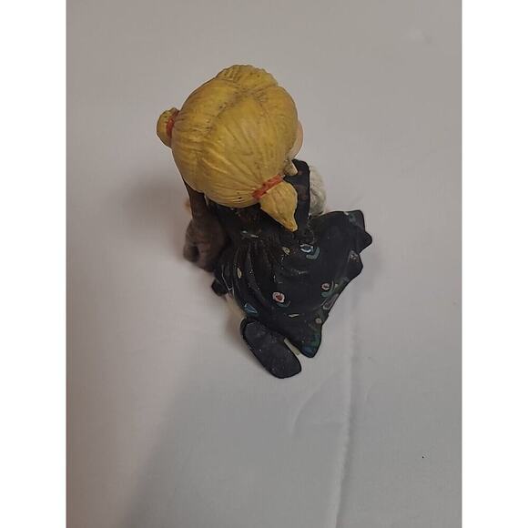 Candy Designs Norway Figurine Set Laughing Girl Cat Hedgehog Vintage - Picture 3 of 9